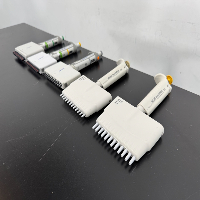 Eppendorf Research Plus qty 3 and Oxford Benchmate qty 2 Multichannel Pipettes image 1